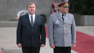 Нова простотия! Преди казармата - военно обучение в училище
