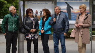 Откриха фотоизложба „Обичам спорта, обичам София"