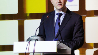 Горанов: Учителските заплати могат да скочат и над 15%