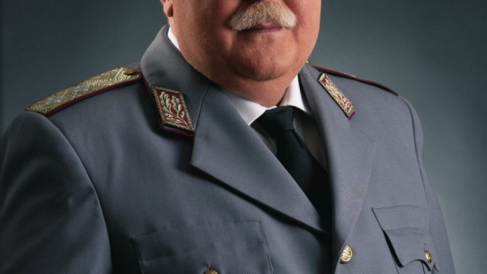 Почина ген. Стоян Тонев | StandartNews.com