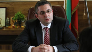 В УНСС правят нов учебен корпус