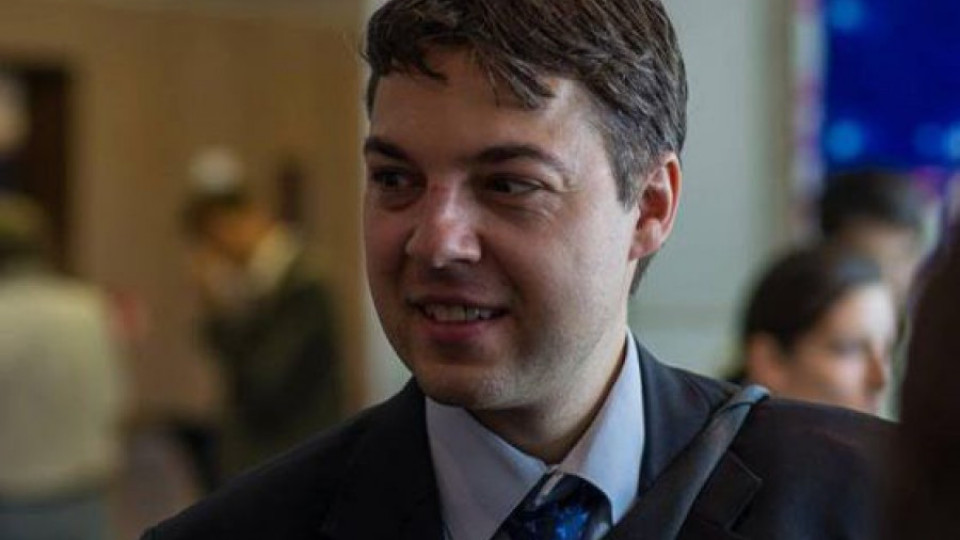 Цецка Цачева възстанови уволнен от кабинета "Герджиков" | StandartNews.com