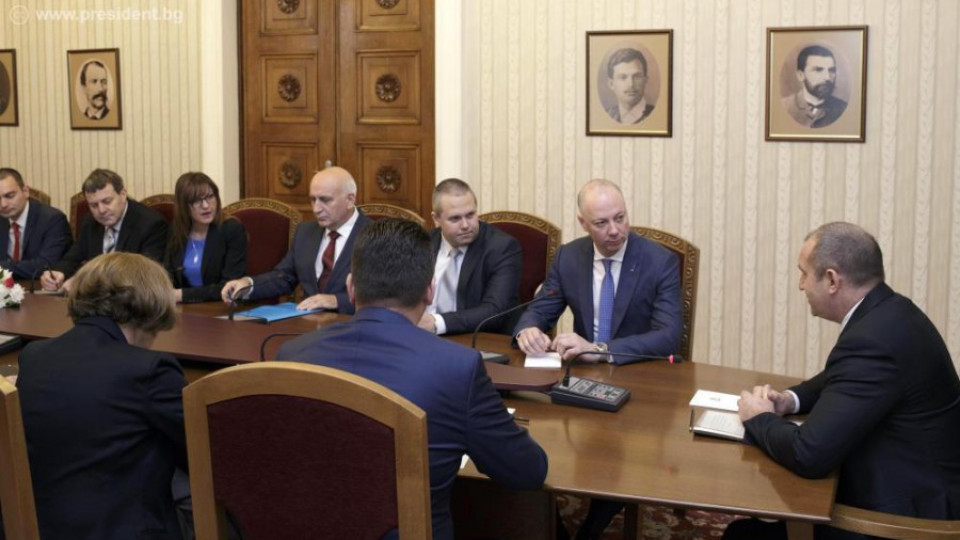 Радев: Електронното управление е стратегически приоритет | StandartNews.com