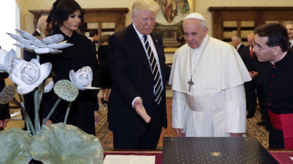 Тръмп се срещна с папа Франциск  | StandartNews.com