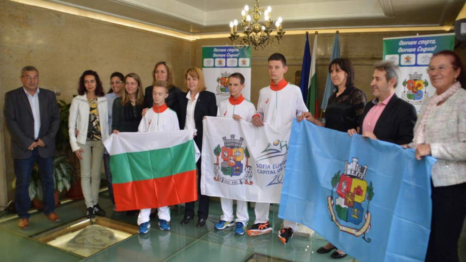 Столична община, София 2018 и БОК екипираха онкоболни деца за олимпиадата в Москва | StandartNews.com