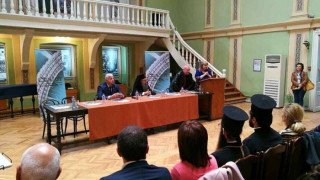 ОТ СЪБИТИЕТО НА "СТАНДАРТ": Славка Бозукова: Бъдете горди, че сте българи