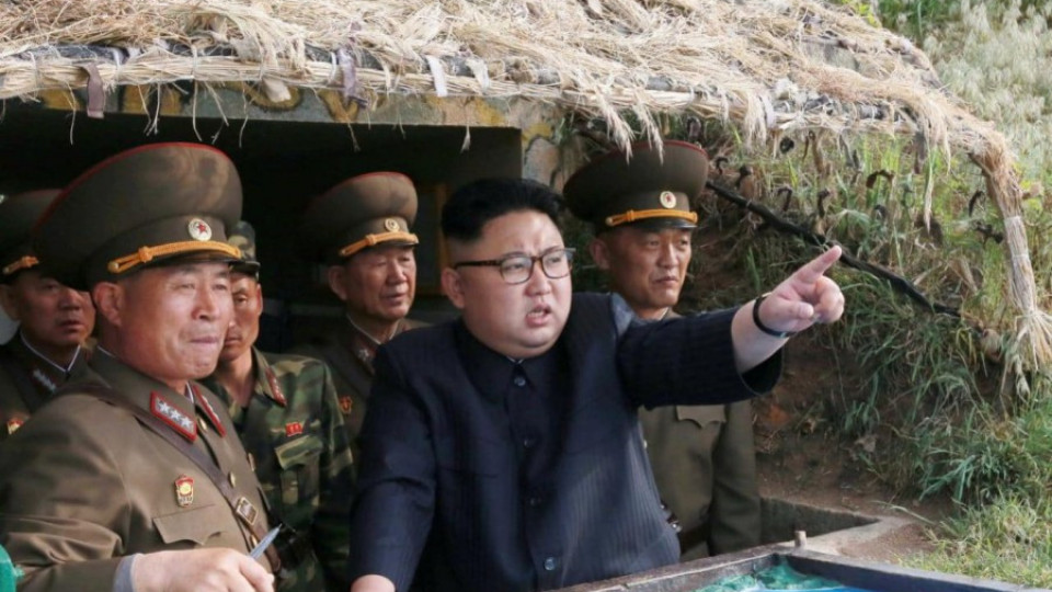 Северна Корея изстреля ракета в японски води | StandartNews.com