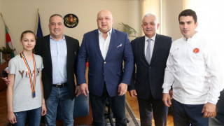 Кралев поздрави българското таекуондо