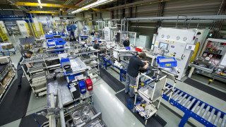 Цените на заводите нараснаха с 5,4%