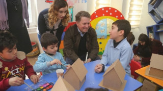 Паднал броят на мигрантите без родители 