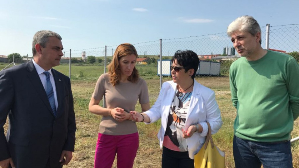 Затягат контрола на временните обекти на плажа | StandartNews.com