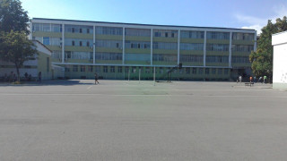 Жалба до Цацаров заради първолаците