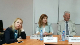 МИСИЯТА НА "СТАНДАРТ В ПЕРНИК: Кандидатите за наш паспорт с клетва към България