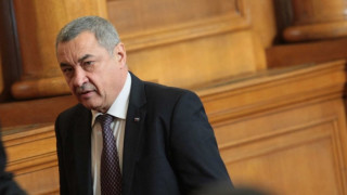 В. Симеонов: Внасям сигнал срещу Елена Йончева