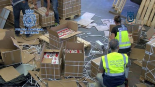 Арестуваха шестима българи в Испания