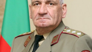 Генерал Боцев раздаде награди на военни