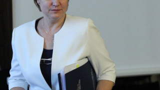 Менда Стоянова: Икономиката изсветлява 