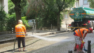 Министър призова кметовете да мият улиците
