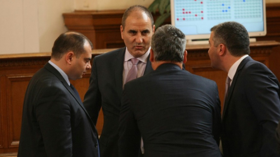 Фалстарт за мажоритарния вот на първо четене | StandartNews.com