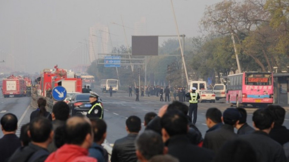Бомба е причинила експлозията в детската градина в Китай | StandartNews.com