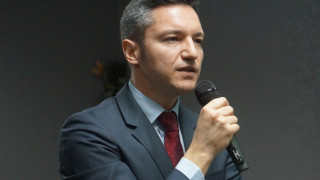 Вигенин: Като опозиция ще притискаме за изпълнения да договорките с Македония