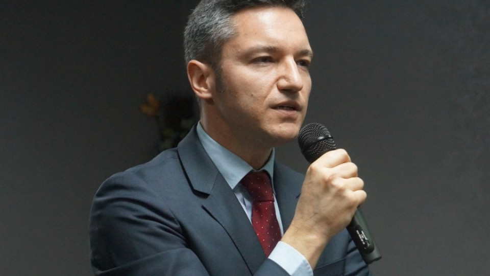 Вигенин: Като опозиция ще притискаме за изпълнения да договорките с Македония | StandartNews.com