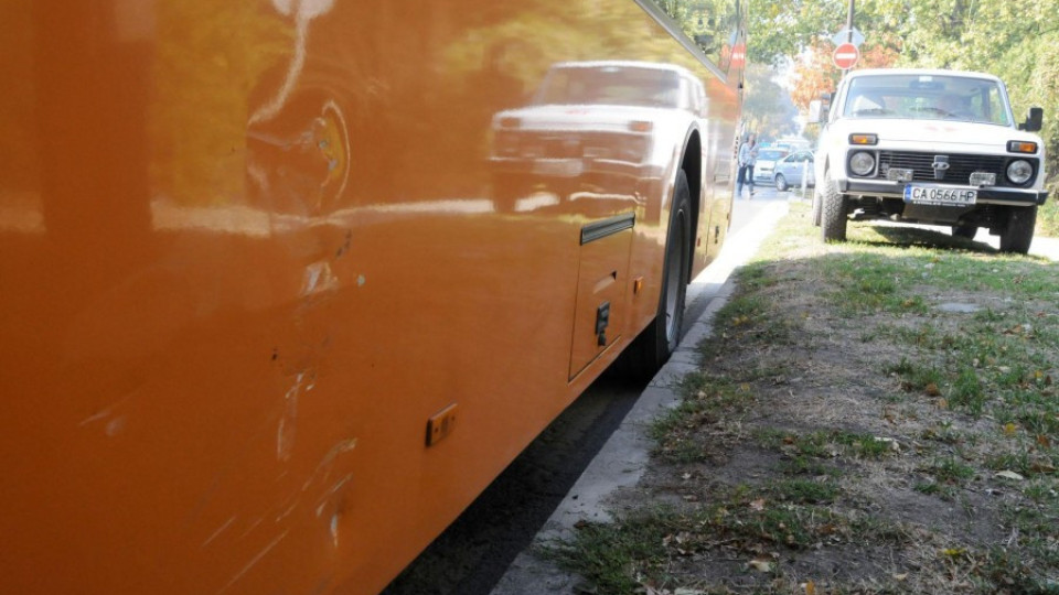 Задържаха за 24 часа бияч на шофьор на автобус в София | StandartNews.com
