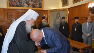 Църквата иска законодателни промени от Главчев