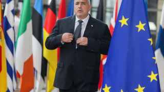 Премиерът: "Грипените" са предопределени за нашата армия