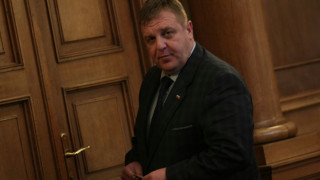 Каракачанов: В тази държава има и задължения, а не само права
