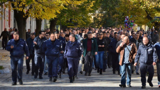 Полицаите се заканиха да протестират до 5 януари