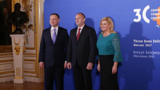 Румен Радев: Има опити за политизиране на армията 