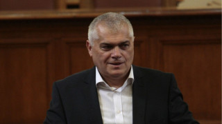 Министър Радев: Законите за обсъждани в Народното събрание