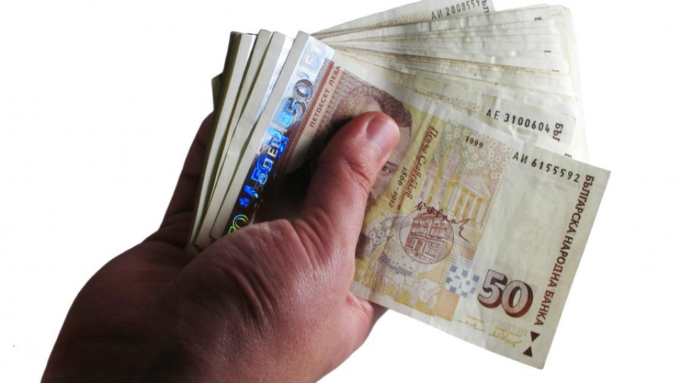 Правителството отново вдигна минималната работна заплата | StandartNews.com