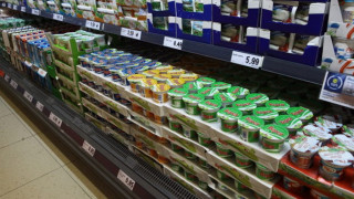 Млечни компании: Налагат ни монопол за опаковките