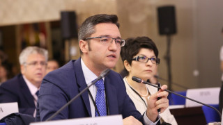 Вигенин: Политизират председателството ни на СЕ