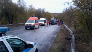 Жена издъхна след катастрофа