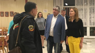 Министър Ангелкова провери детски лагери в Приморско и Китен