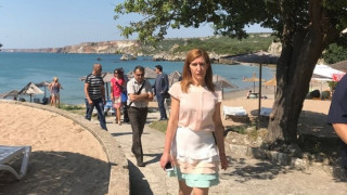 Ангелкова алармира за нередности на плажовете на Русалка