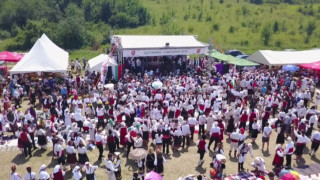 Рекорд! Сватба в Арбанаси събра 4500 души