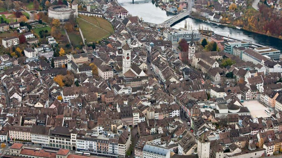 Мъж с резачка кла застрахователи в Швейцария (ОБНОВЕНА) | StandartNews.com
