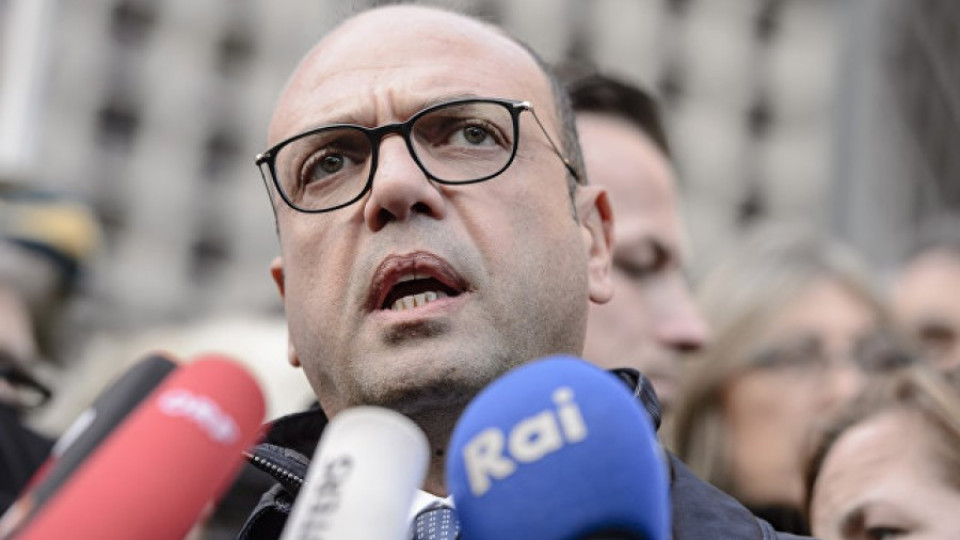Външните министри на Италия и Франция са обсъдили кризата с миграцията в Европа | StandartNews.com