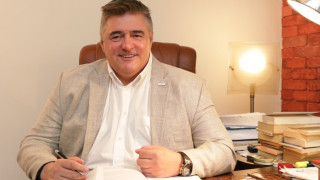 Нотариус Танев: Отказът на подпис не е фатален