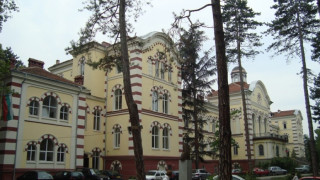 Отпускат 2,3 милиона на Семинарията