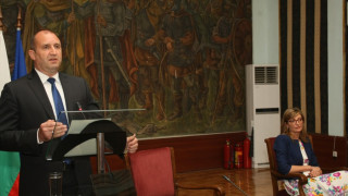Президентът Радев похвали договора с Македония