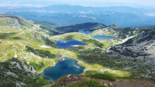 Спасиха семейство с деца, изгубени в Рила