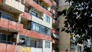 Откриха труп на момче, паднало от блок