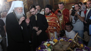 Патриах Неофит ще оглави празничната литургия в Троян