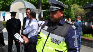 Пиян чех задържан заради опит за рушвет на полицаи