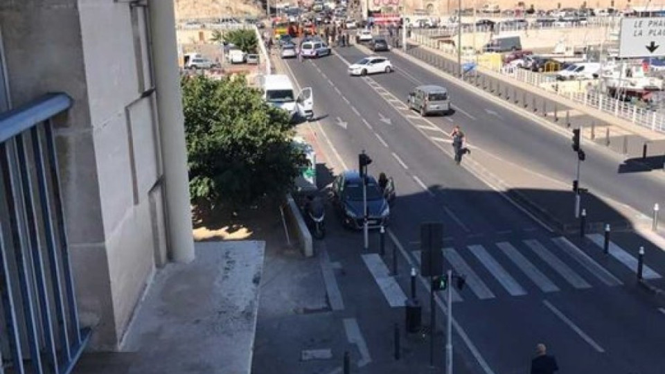 Психар помете с кола пешеходка в Марсилия | StandartNews.com